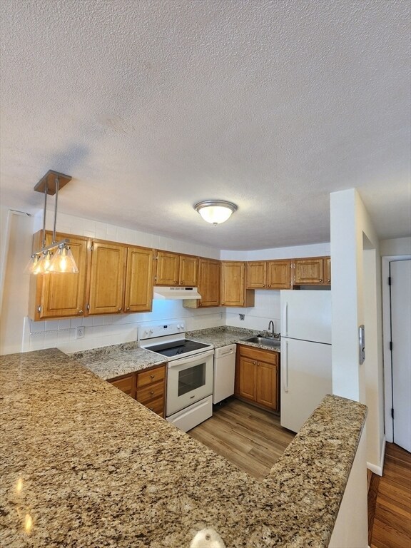 10 Coffey St in Boston, MA - Building Photo - Building Photo