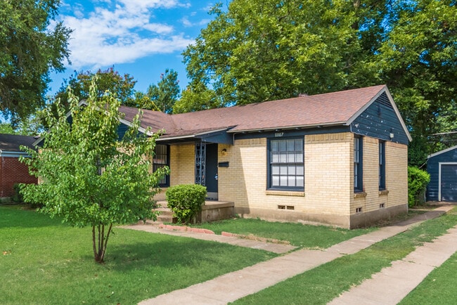 property at 11107 Stallcup Dr