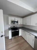 1247 Commonwealth Ave in Boston, MA - Building Photo