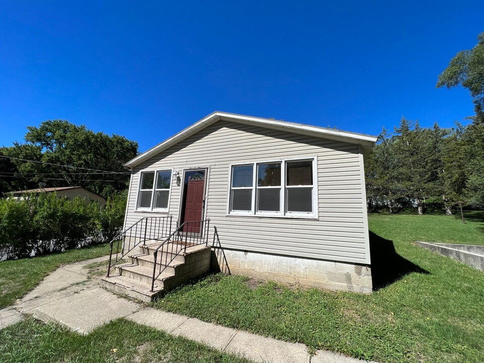 502 2nd St NW in Fort Dodge, IA - Building Photo