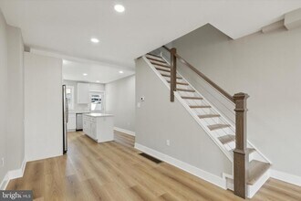 247 E 6th Ave in Conshohocken, PA - Building Photo - Building Photo