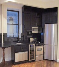 East 10th Street in New York, NY - Building Photo - Building Photo
