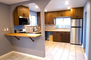 3547 E Green St, Unit B in Pasadena, CA - Building Photo