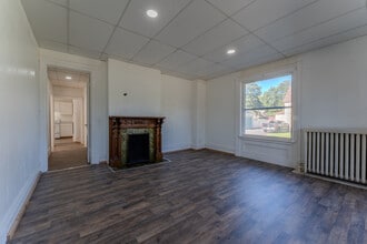 215 Liberty St, Unit 102 in Bath, NY - Building Photo - Building Photo
