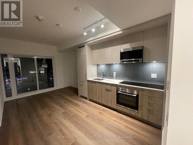 property at 863 St Clair Ave W