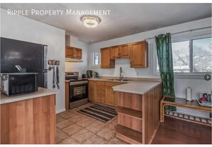 2402-2450 50 St NE in Calgary, AB - Building Photo