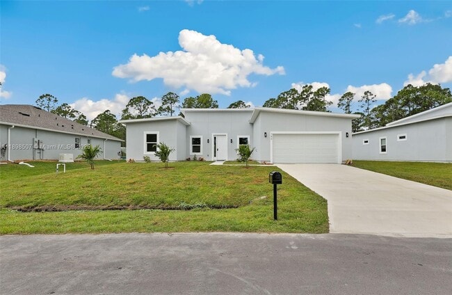 746 Harriet Ave SW in Palm Bay, FL - Building Photo - Building Photo