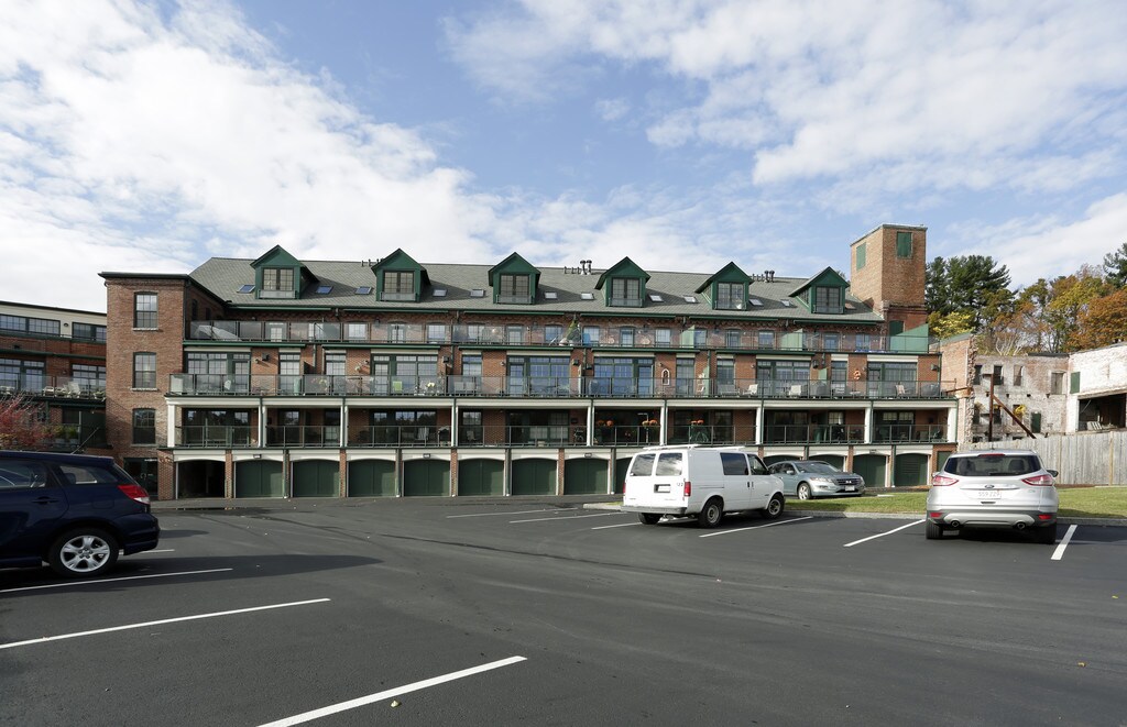 Hatter's Point Phase II Apartments Amesbury, MA Apartments For Rent