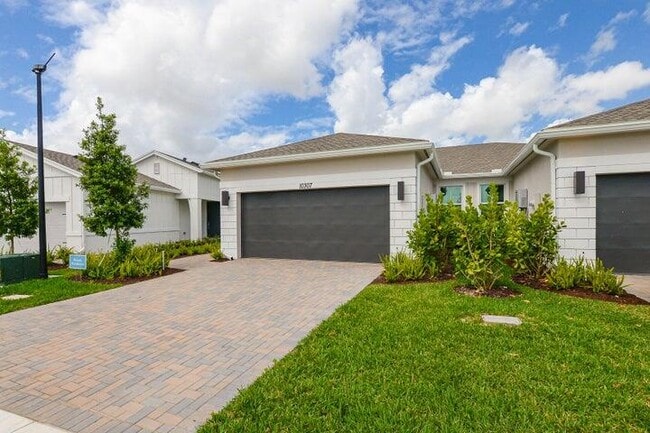 10307 Dreamweaver Rd in Port St. Lucie, FL - Building Photo - Building Photo