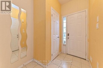 128 Palacebeach Trail in Hamilton, ON - Building Photo - Building Photo
