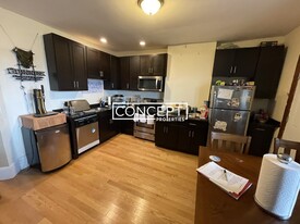 98 Calumet St, Unit 3DY Apartamentos