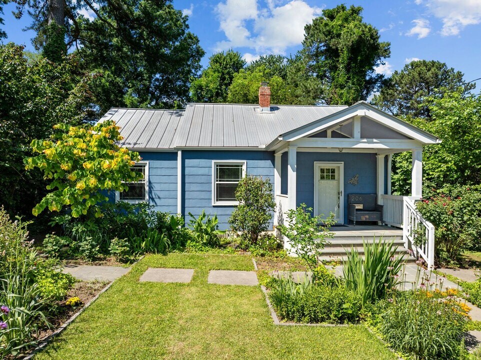 206 Myers Ave in Raleigh, NC - Building Photo