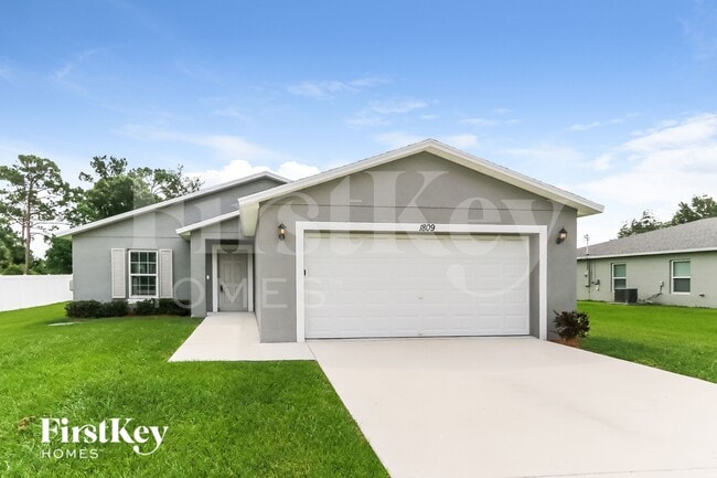 property at 1809 SW Cycle St