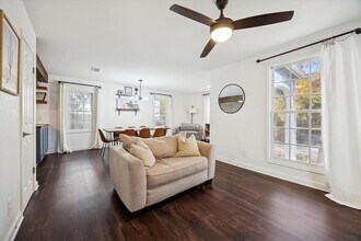 604 Pressler St in Austin, TX - Building Photo - Building Photo