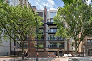 1220 N LaSalle in Chicago, IL - Building Photo