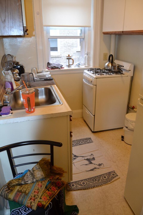 63 Woodstock Ave-Unit -5A in Boston, MA - Building Photo
