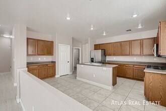 4609 N Sergeant Ct in North Las Vegas, NV - Building Photo - Building Photo
