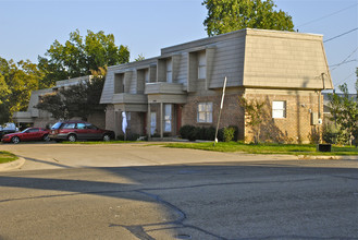 6 Duplexes in Arlington, TX - Foto de edificio - Building Photo