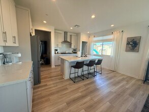 4126 Bentwood Ct in Lake Elsinore, CA - Foto de edificio - Building Photo