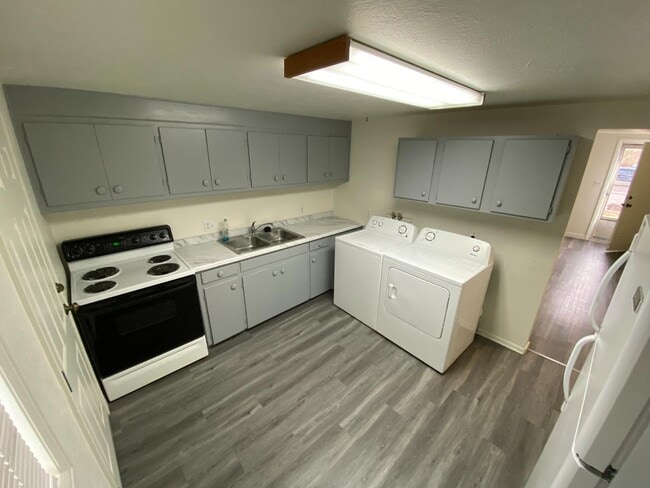 7655 W 61st Ave in Arvada, CO - Building Photo - Building Photo