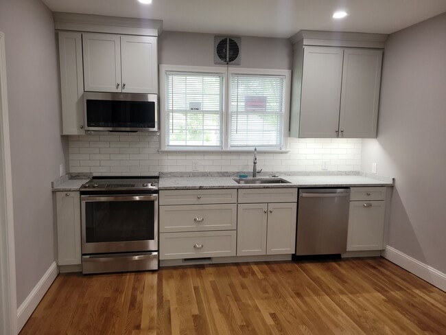 126 Tred Avon Ave in Easton, MD - Building Photo - Building Photo