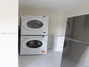 612 NW 10th Terrace in Fort Lauderdale, FL - Building Photo - Building Photo