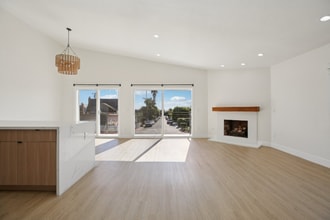 25051 La Cresta Dr in Dana Point, CA - Building Photo - Building Photo