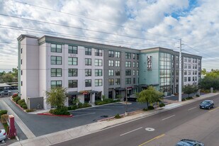 Lofts on Thomas Apartments