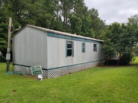 146 Courtney Ln in Anacoco, LA - Building Photo