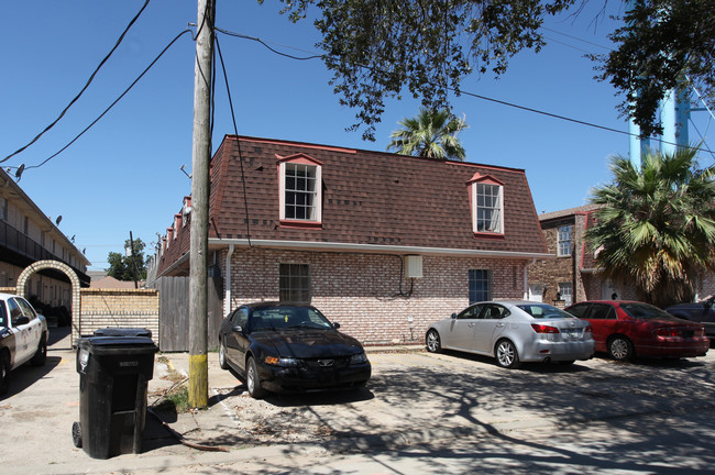 Building D in Arabi, LA - Foto de edificio - Building Photo