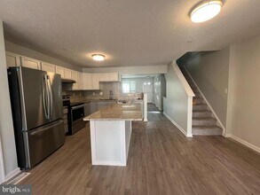 2579 Blue Water Blvd in Odenton, MD - Building Photo - Building Photo