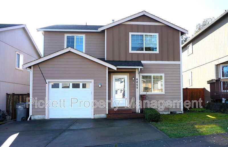 4855 Bowwood Cir NE in Bremerton, WA - Building Photo