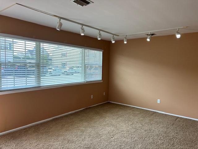 53 Atlantic Ave in Farmingdale, NY - Building Photo