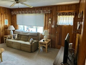 203 Princeton Ave in Point Pleasant Beach, NJ - Building Photo - Building Photo