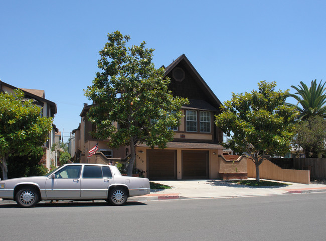 3519 31st St in San Diego, CA - Foto de edificio - Building Photo