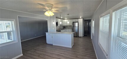 26209 Kings Rd in Bonita Springs, FL - Building Photo - Building Photo