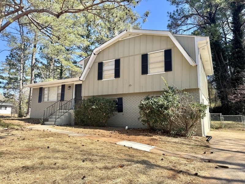 8320 San Jose Trail in Jonesboro, GA - Building Photo