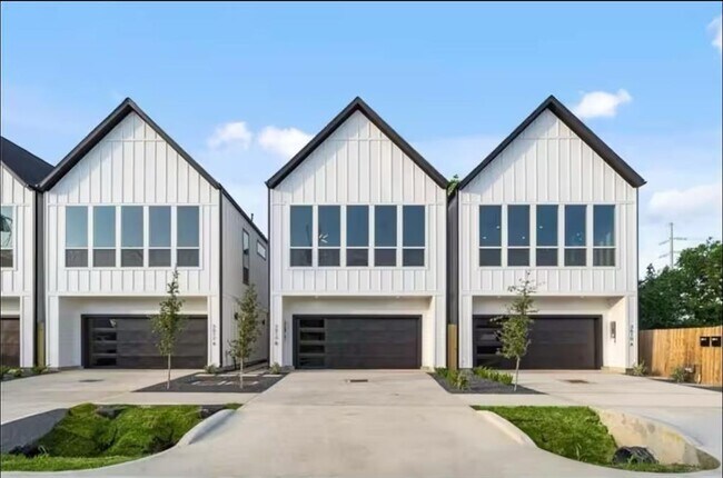 property at 3610 Dreyfus St