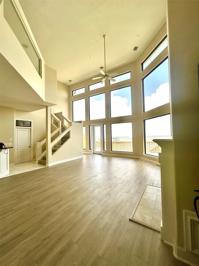 property at 807 Kipp Ave