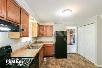 2722 Pawnee Dr in Indianapolis, IN - Building Photo - Building Photo