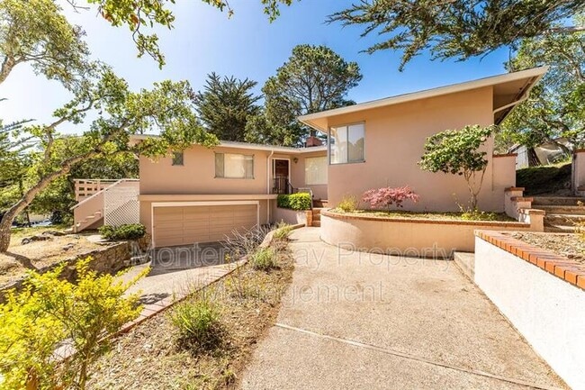 1 El Caminito in Monterey, CA - Building Photo - Building Photo