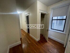 1152 Commonwealth Ave in Boston, MA - Building Photo - Building Photo