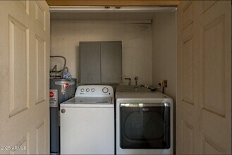 555 N May in Mesa, AZ - Building Photo - Building Photo