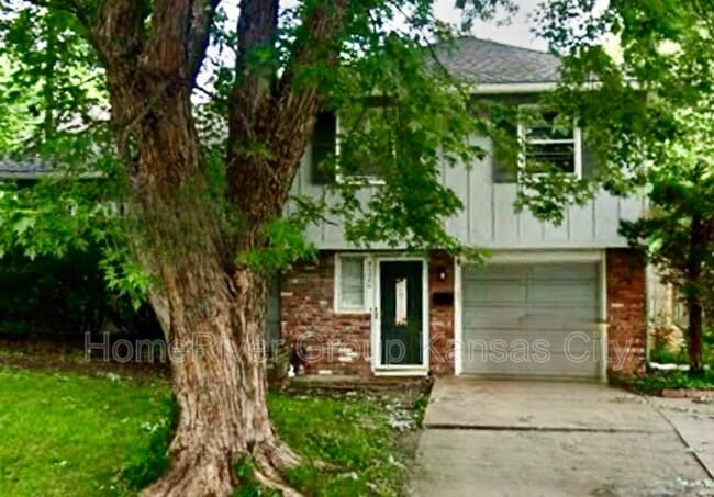 property at 4120 S Osage St