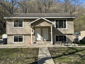 407 Glenwood Ave, Unit 1 in Mankato, MN - Building Photo