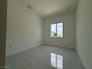 1549 NW 26th Pl in Cape Coral, FL - Building Photo - Building Photo