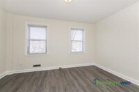 3611 Kenyon Ave photo'