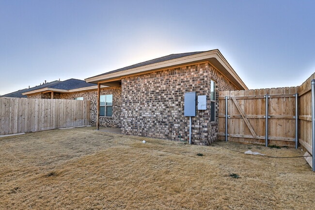 2223 Quitman Ave in Lubbock, TX - Building Photo - Building Photo