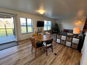 206 Cypress Cir in Broomfield, CO - Building Photo - Building Photo