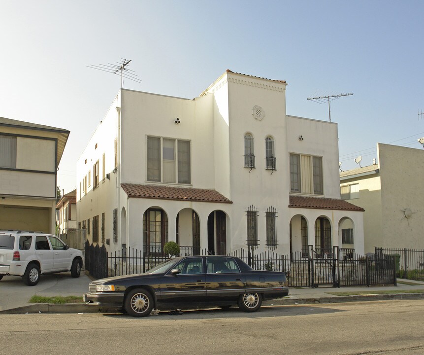 1329 2nd Ave in Los Angeles, CA - Foto de edificio